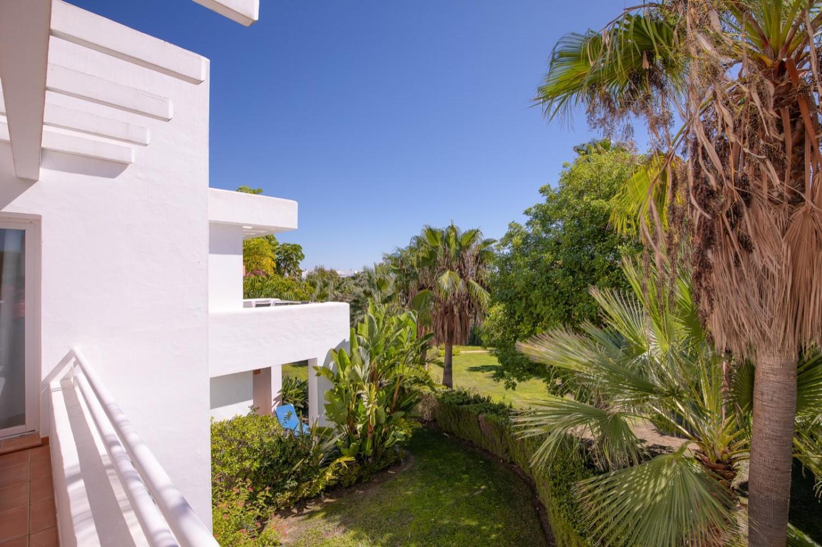 Alcazaba Lagoon Estepona Golfアパートメント エクステリア 写真